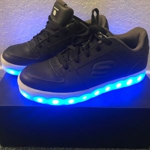 Sketchers size 6 men